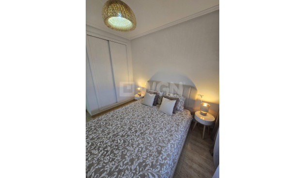 Resale - Apartment / flat - Torrevieja - Torreblanca