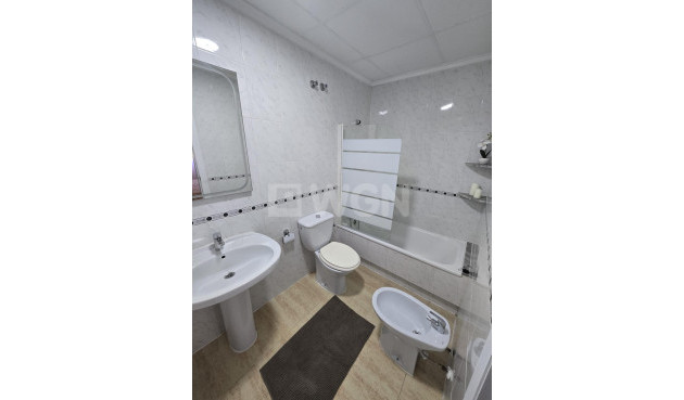 Resale - Apartment / flat - Torrevieja - Torreblanca