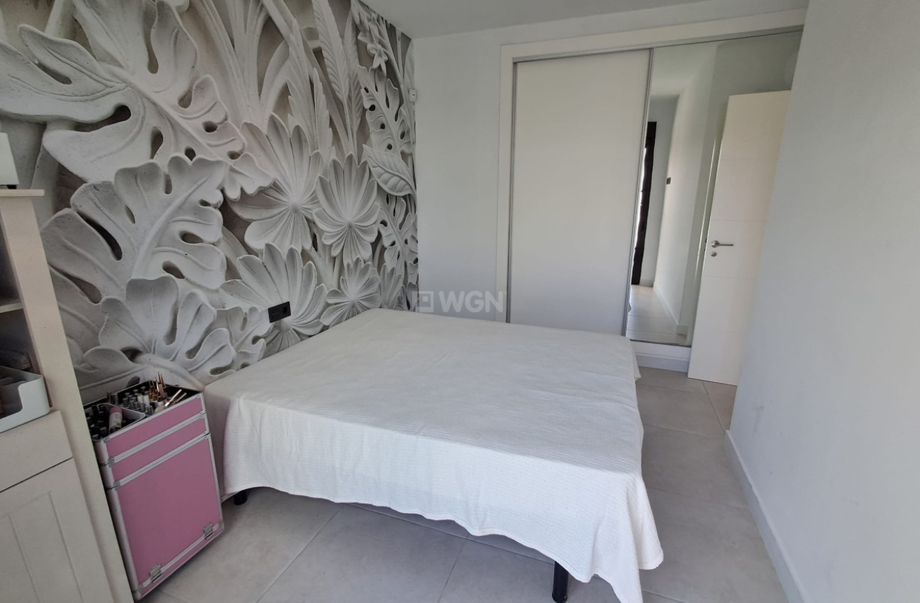 Resale - Villa - Cabo Roig - Costa Blanca