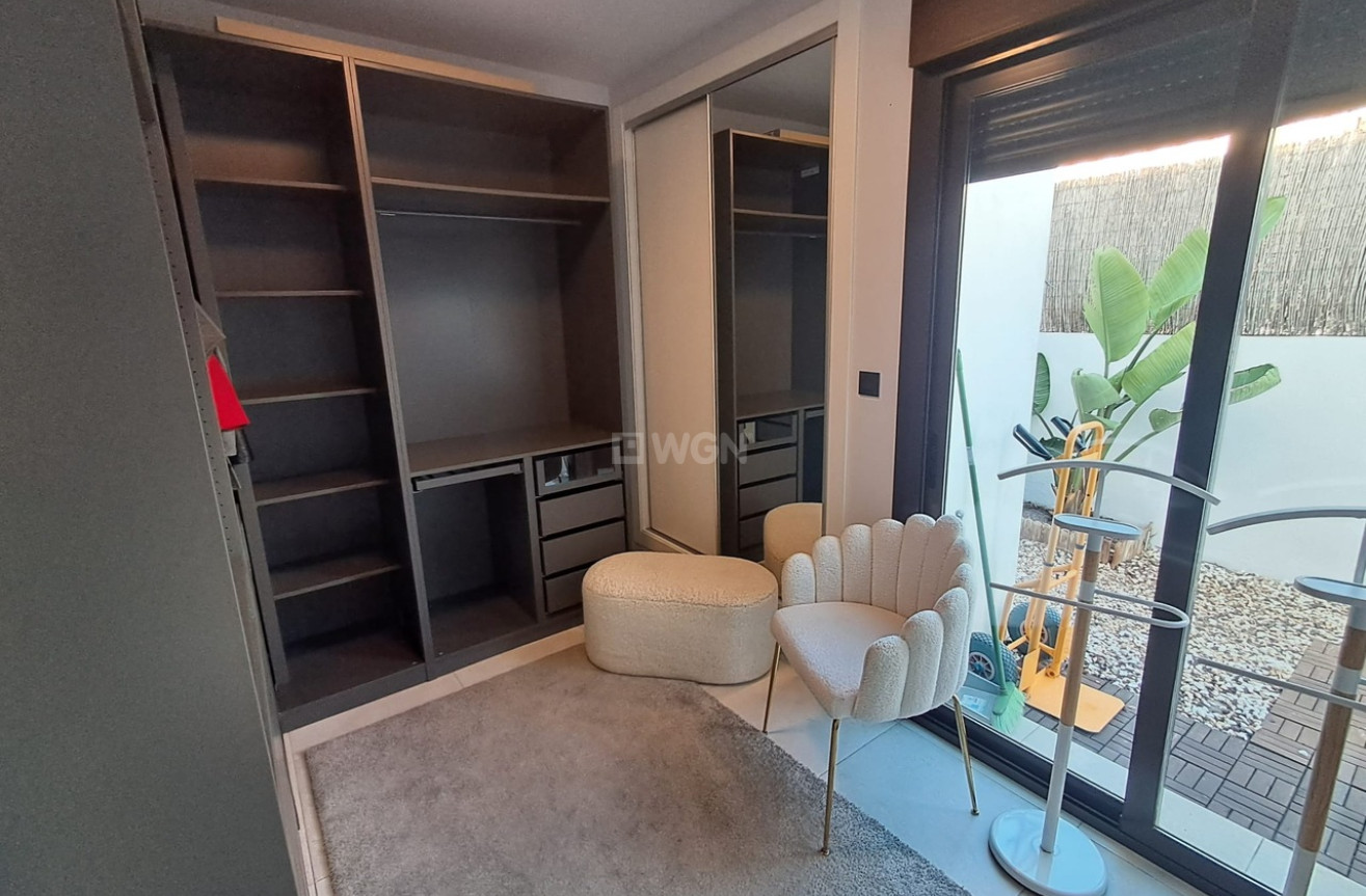 Resale - Villa - Cabo Roig - Costa Blanca