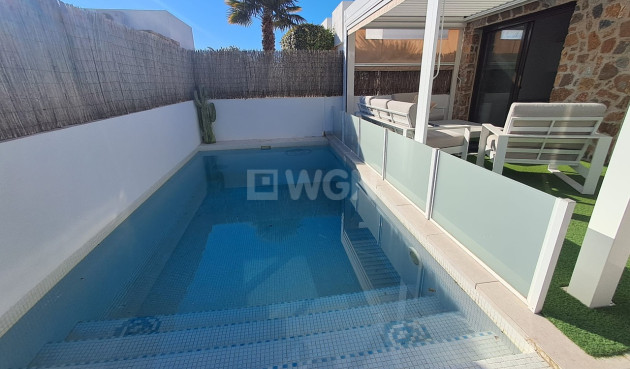 Resale - Villa - Cabo Roig - Costa Blanca