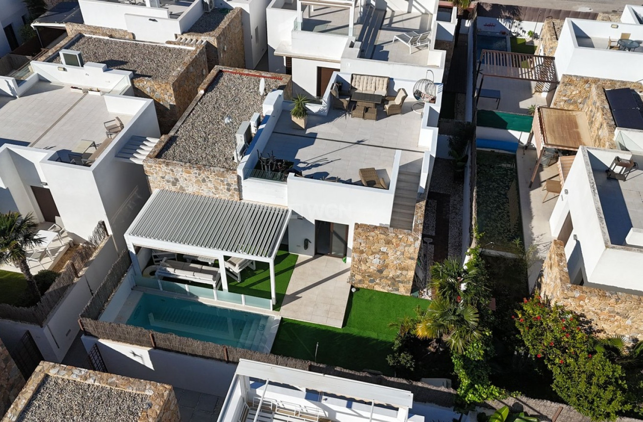 Resale - Villa - Cabo Roig - Costa Blanca