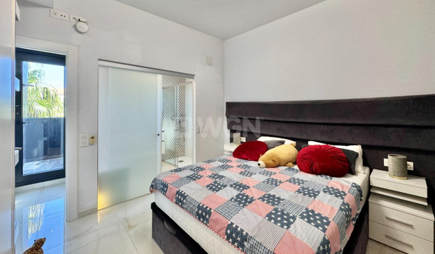 Resale - Villa - Orihuela Costa - Lomas de Cabo Roig