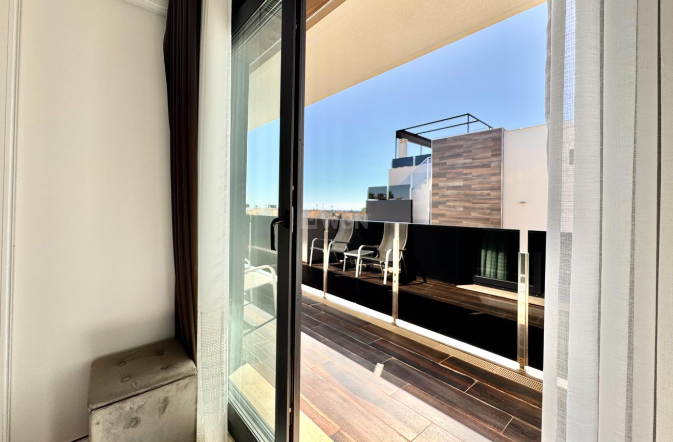 Resale - Villa - Orihuela Costa - Lomas de Cabo Roig