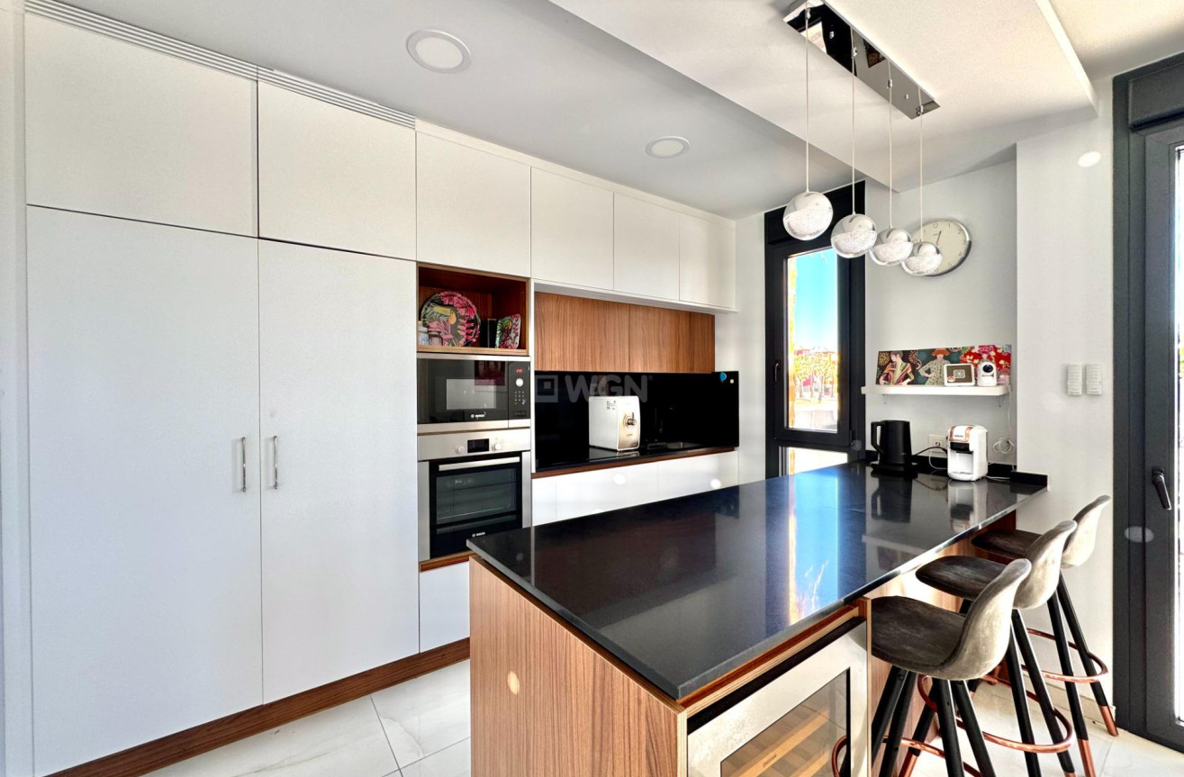 Resale - Villa - Orihuela Costa - Lomas de Cabo Roig