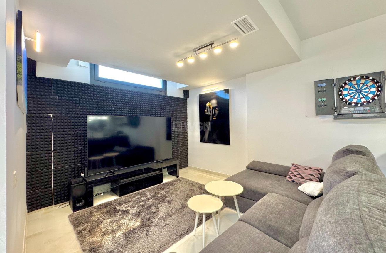 Resale - Villa - Orihuela Costa - Lomas de Cabo Roig