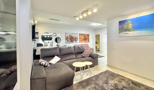 Resale - Villa - Orihuela Costa - Lomas de Cabo Roig