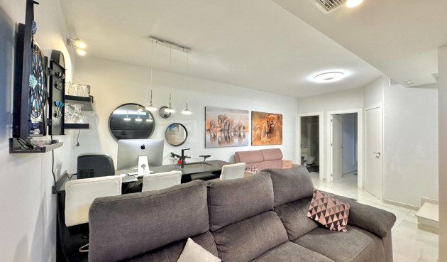 Resale - Villa - Orihuela Costa - Lomas de Cabo Roig