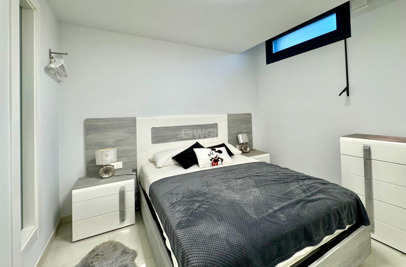 Resale - Villa - Orihuela Costa - Lomas de Cabo Roig