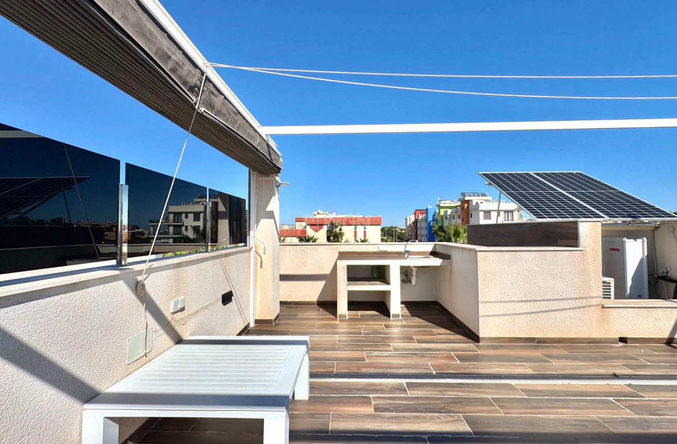 Resale - Villa - Orihuela Costa - Lomas de Cabo Roig