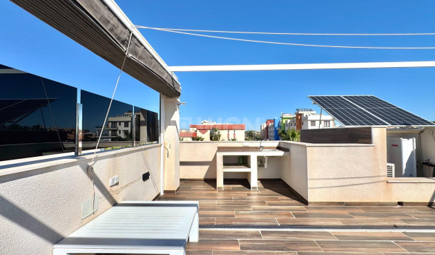 Resale - Villa - Orihuela Costa - Lomas de Cabo Roig