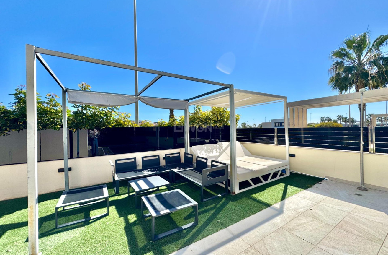 Resale - Villa - Orihuela Costa - Lomas de Cabo Roig