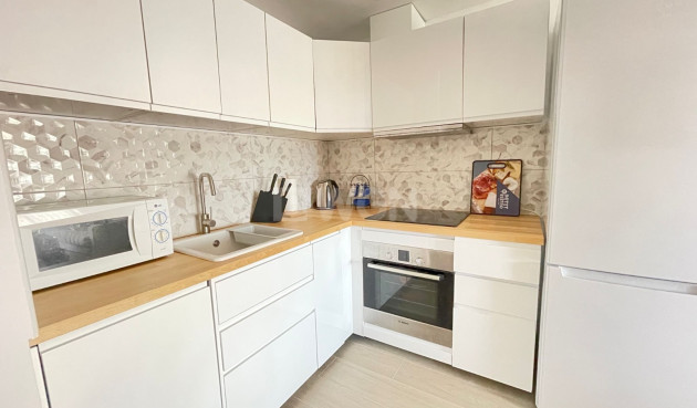 Resale - Apartment / flat - Cabo Roig - Costa Blanca