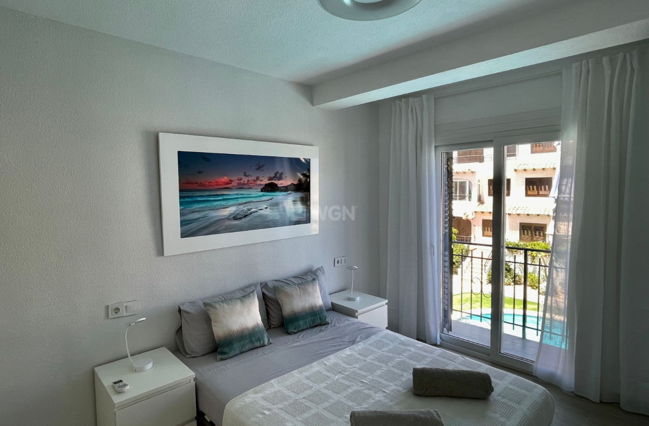 Resale - Apartment / flat - Cabo Roig - Costa Blanca