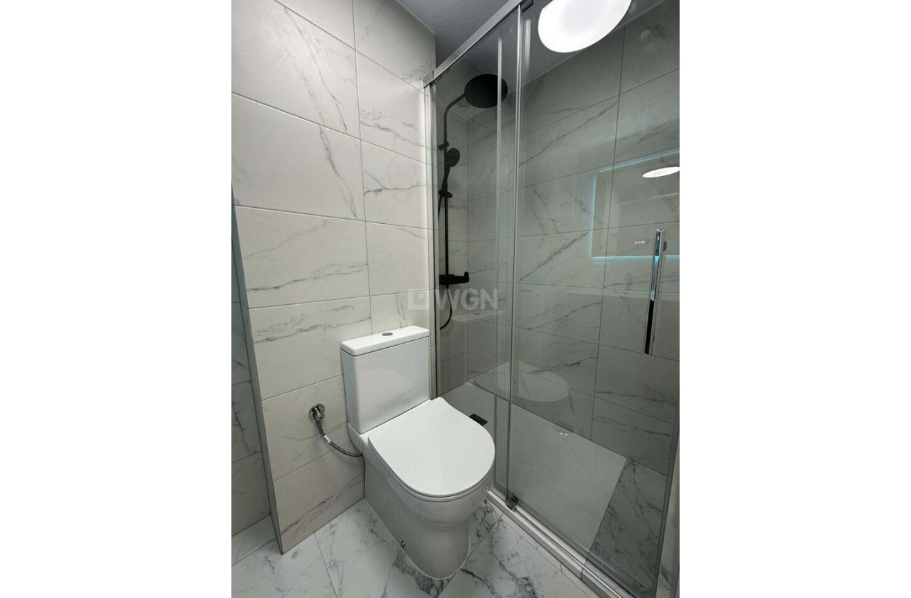 Resale - Apartment / flat - Torrevieja - La Veleta