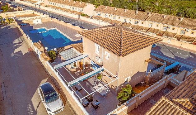 Resale - Villa - Torrevieja - Costa Blanca