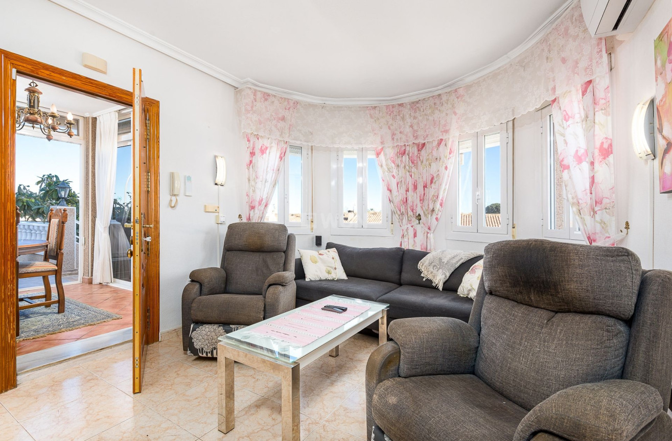 Resale - Villa - Torrevieja - Costa Blanca