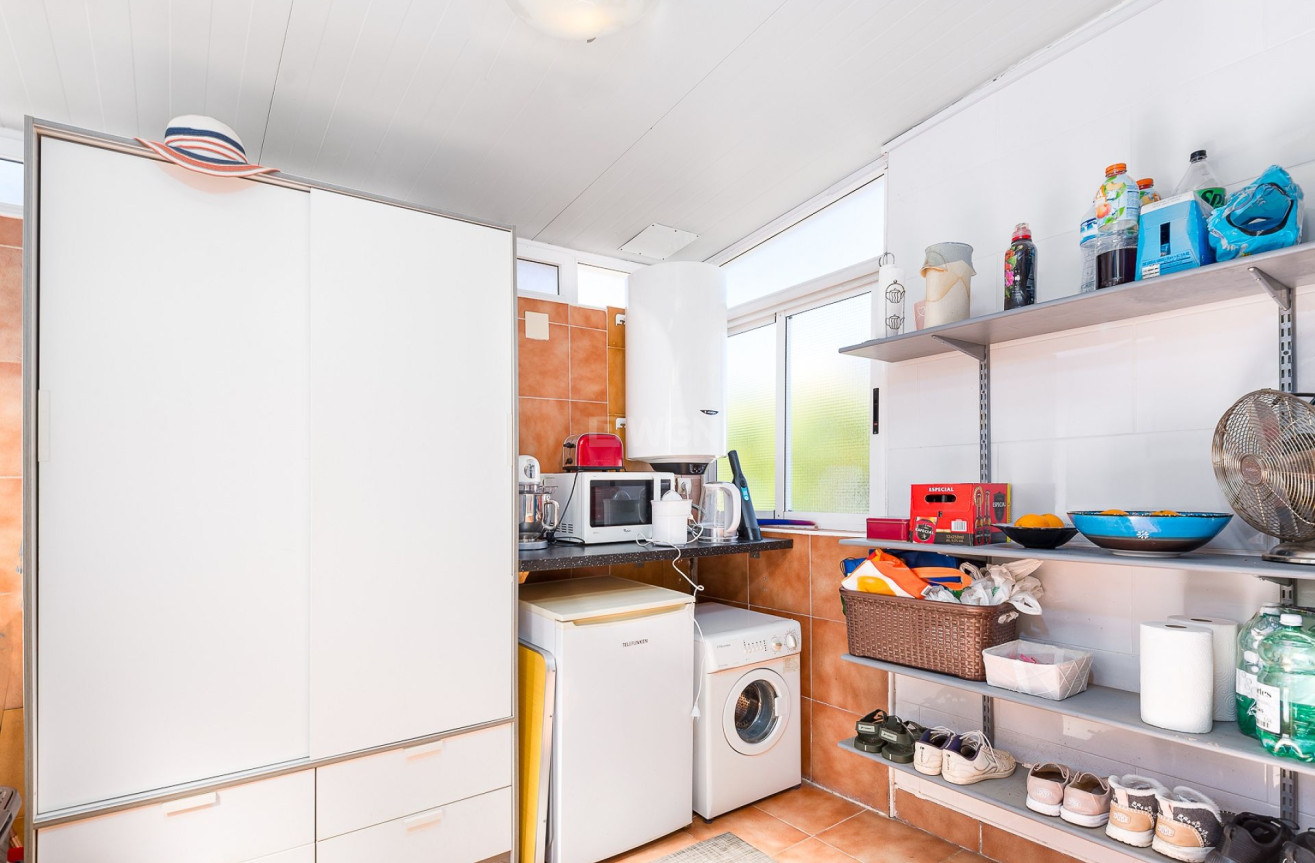 Resale - Villa - Torrevieja - Costa Blanca