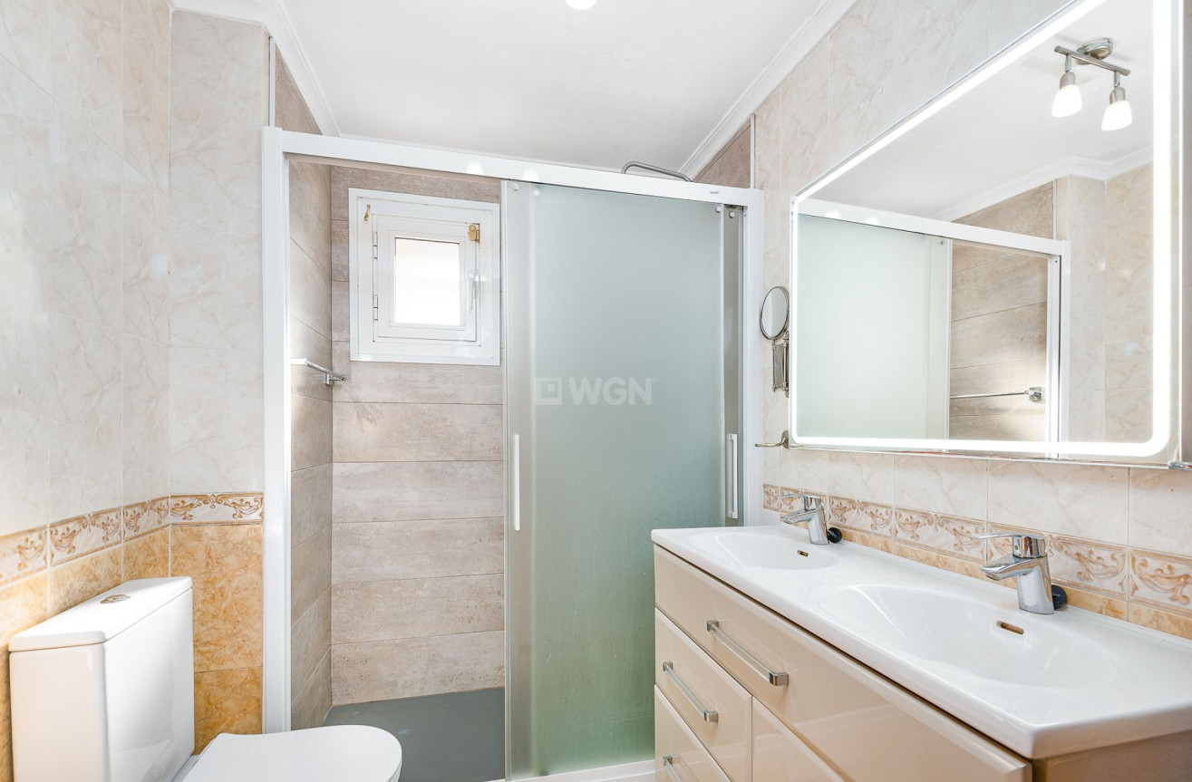 Resale - Villa - Torrevieja - Costa Blanca