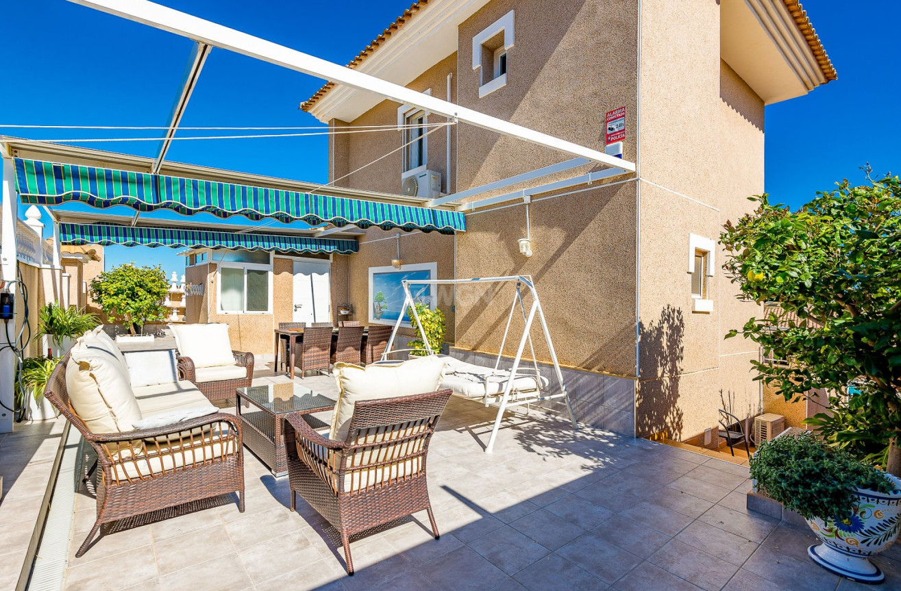 Resale - Villa - Torrevieja - Costa Blanca