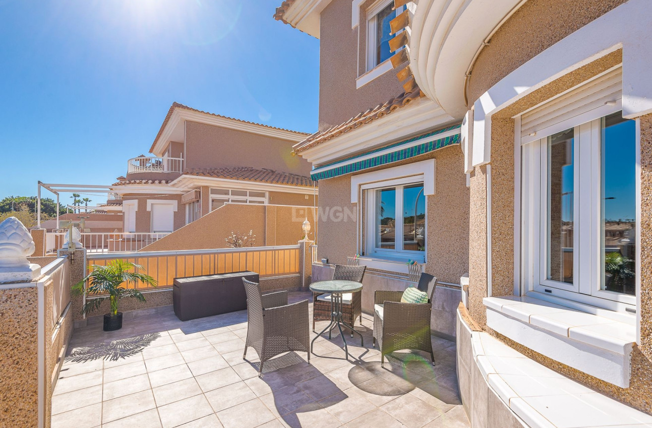 Resale - Villa - Torrevieja - Costa Blanca
