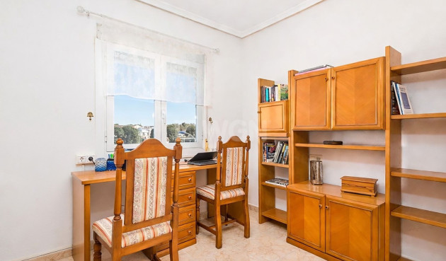 Resale - Villa - Torrevieja - Costa Blanca