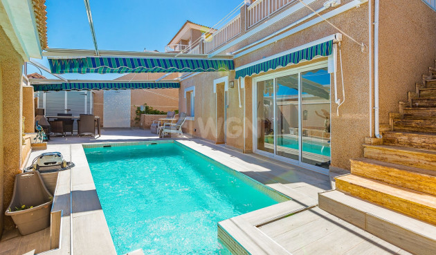 Resale - Villa - Torrevieja - Costa Blanca