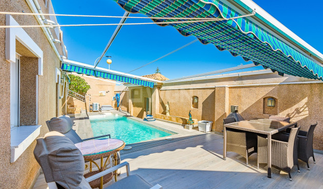 Resale - Villa - Torrevieja - Costa Blanca