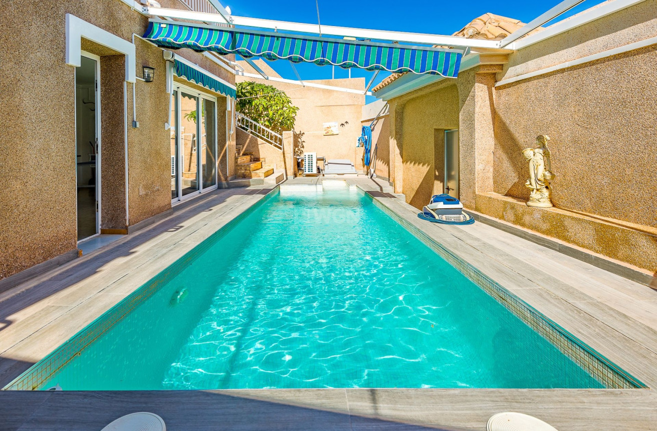 Resale - Villa - Torrevieja - Costa Blanca