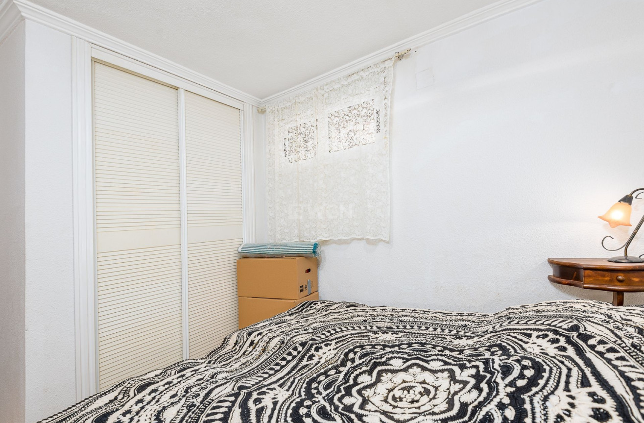 Resale - Villa - Torrevieja - Costa Blanca