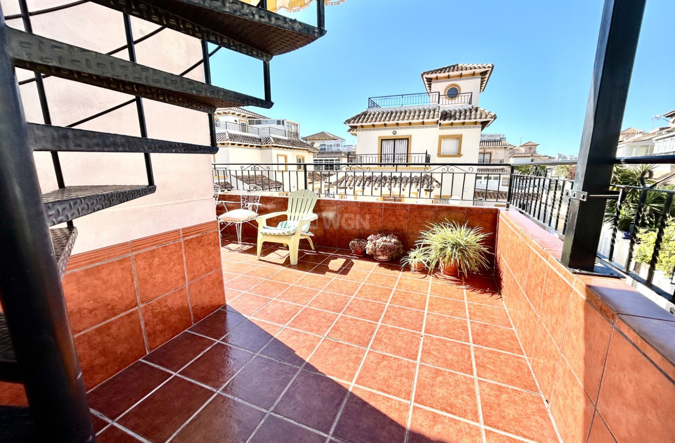 Resale - Apartment / flat - Punta Prima - Costa Blanca