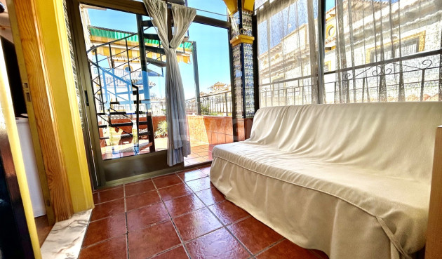 Resale - Apartment / flat - Punta Prima - Costa Blanca