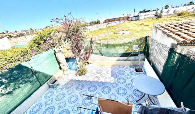 Resale - Apartment / flat - Punta Prima - Costa Blanca