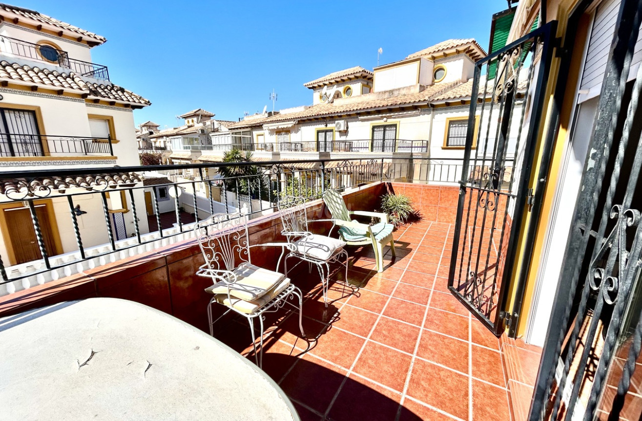 Resale - Apartment / flat - Punta Prima - Costa Blanca