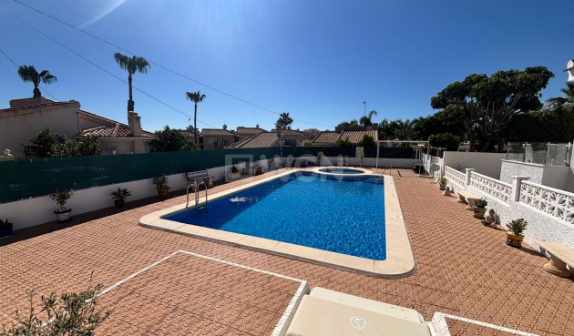 Resale - Villa - Ciudad Quesada - Costa Blanca