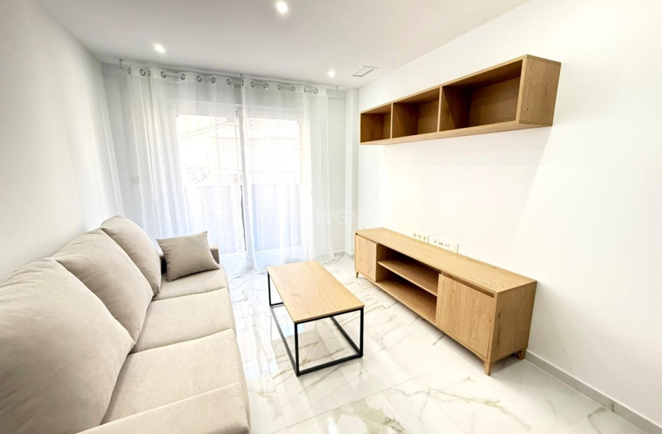 Resale - Apartment / flat - Torrevieja - PARQUE DE LAS NACIONES