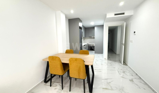 Resale - Apartment / flat - Torrevieja - PARQUE DE LAS NACIONES