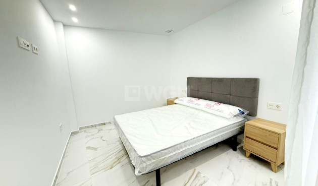 Resale - Apartment / flat - Torrevieja - PARQUE DE LAS NACIONES