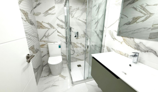 Resale - Apartment / flat - Torrevieja - PARQUE DE LAS NACIONES