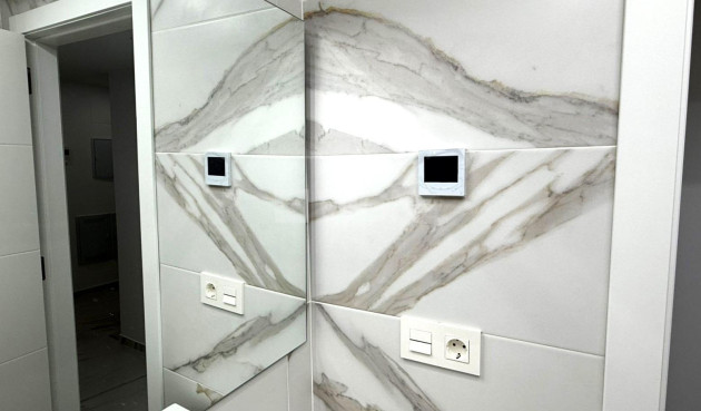 Resale - Apartment / flat - Torrevieja - PARQUE DE LAS NACIONES