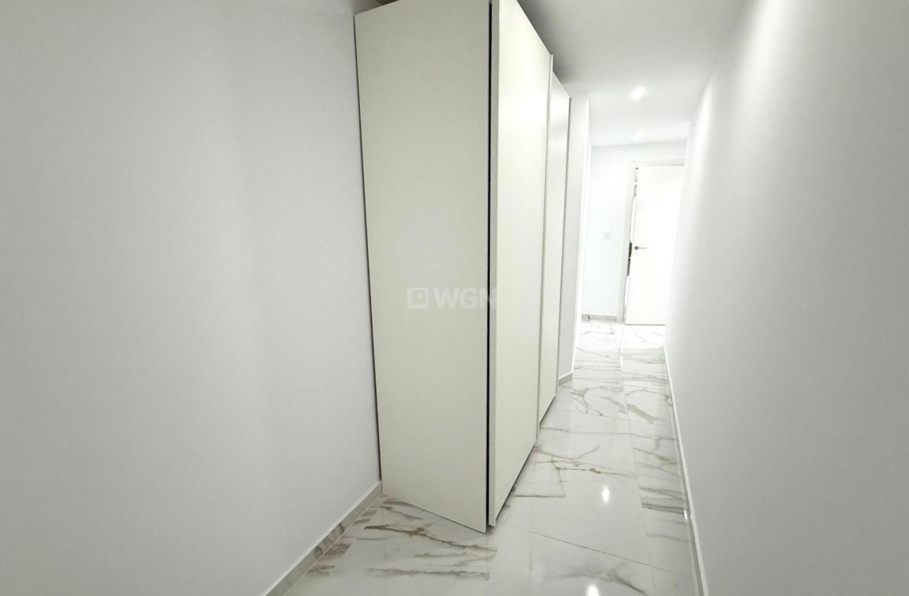 Resale - Apartment / flat - Torrevieja - PARQUE DE LAS NACIONES