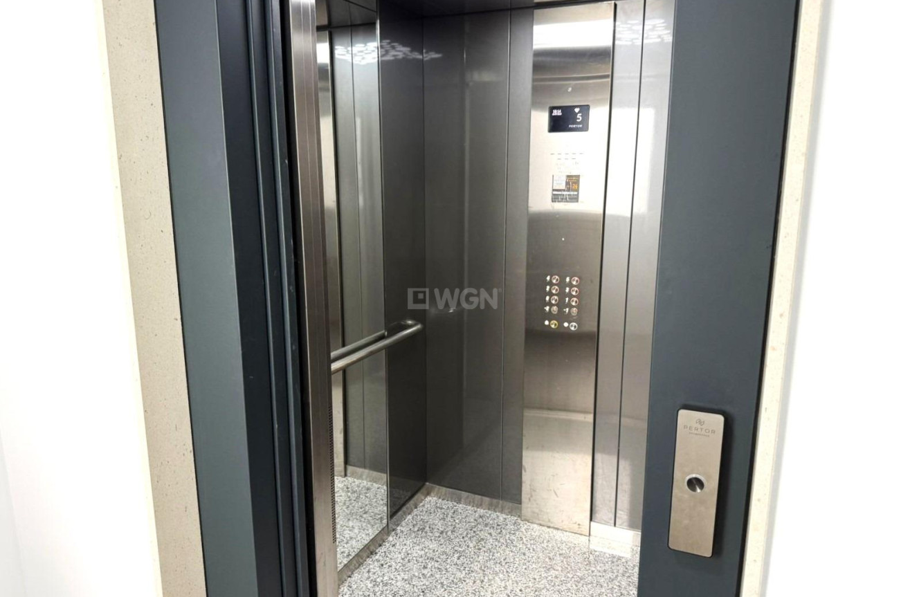 Resale - Apartment / flat - Torrevieja - PARQUE DE LAS NACIONES