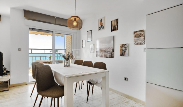 Resale - Apartment / flat - Torrevieja - Playa del Cura
