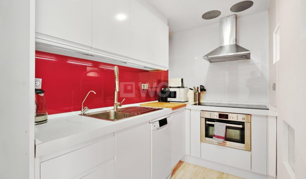 Resale - Apartment / flat - Torrevieja - Playa del Cura