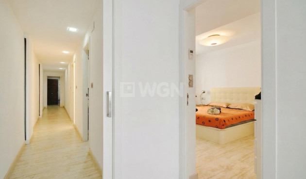 Resale - Apartment / flat - Torrevieja - Playa del Cura