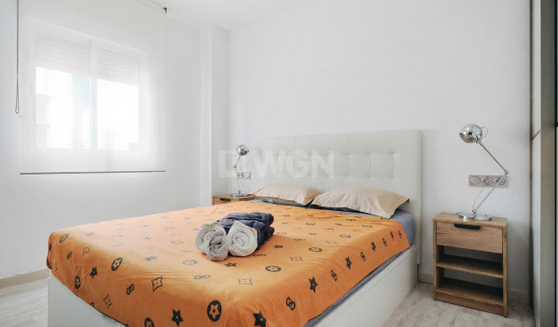 Resale - Apartment / flat - Torrevieja - Playa del Cura