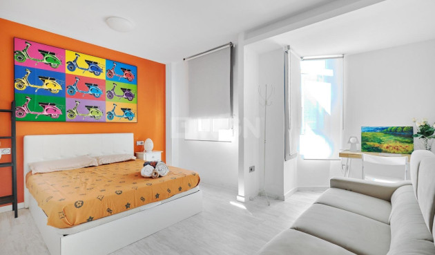 Resale - Apartment / flat - Torrevieja - Playa del Cura