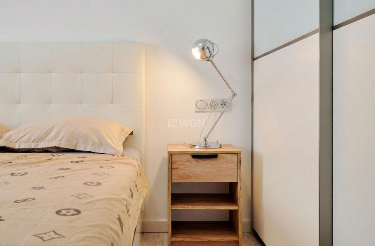 Resale - Apartment / flat - Torrevieja - Playa del Cura