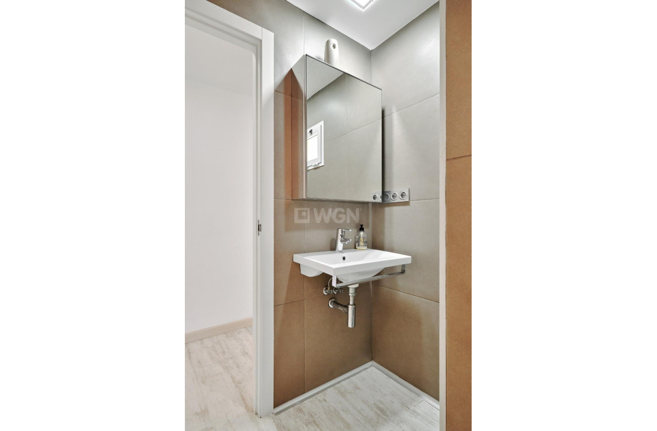 Resale - Apartment / flat - Torrevieja - Playa del Cura