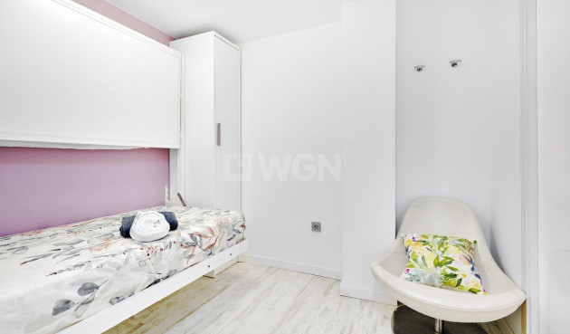 Resale - Apartment / flat - Torrevieja - Playa del Cura